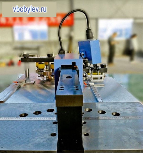 DSMX-303ESK-B многофункциональный станок для обработки шин с ПЛК на vbobylev.ru