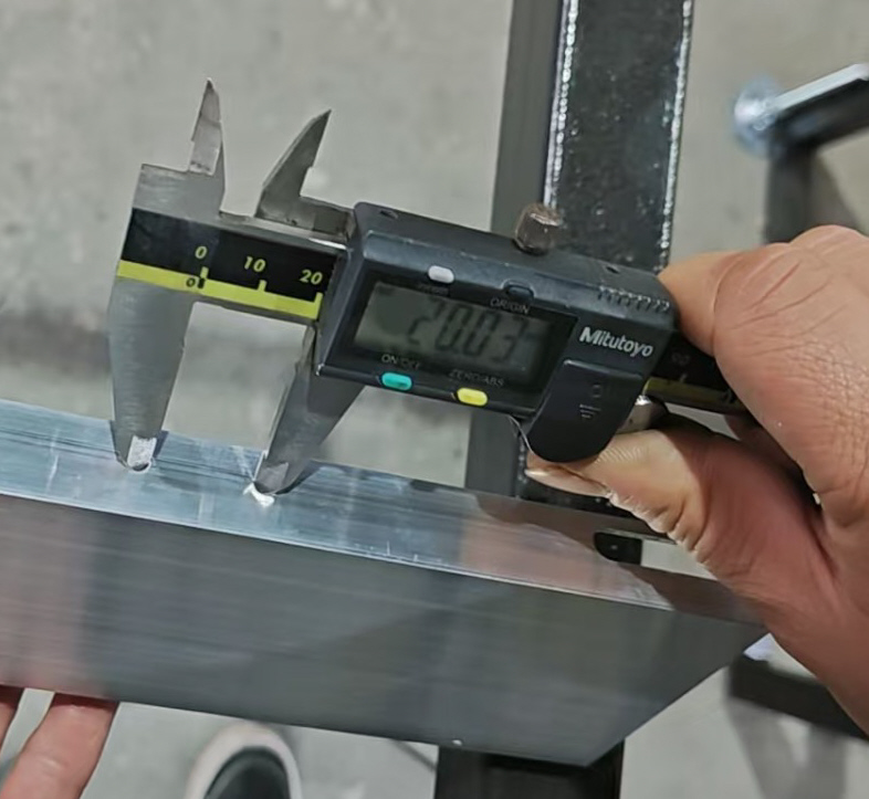 RG-H120P-4 Станок для перфорации отверстий с 4 цилиндрами с ЧПУ