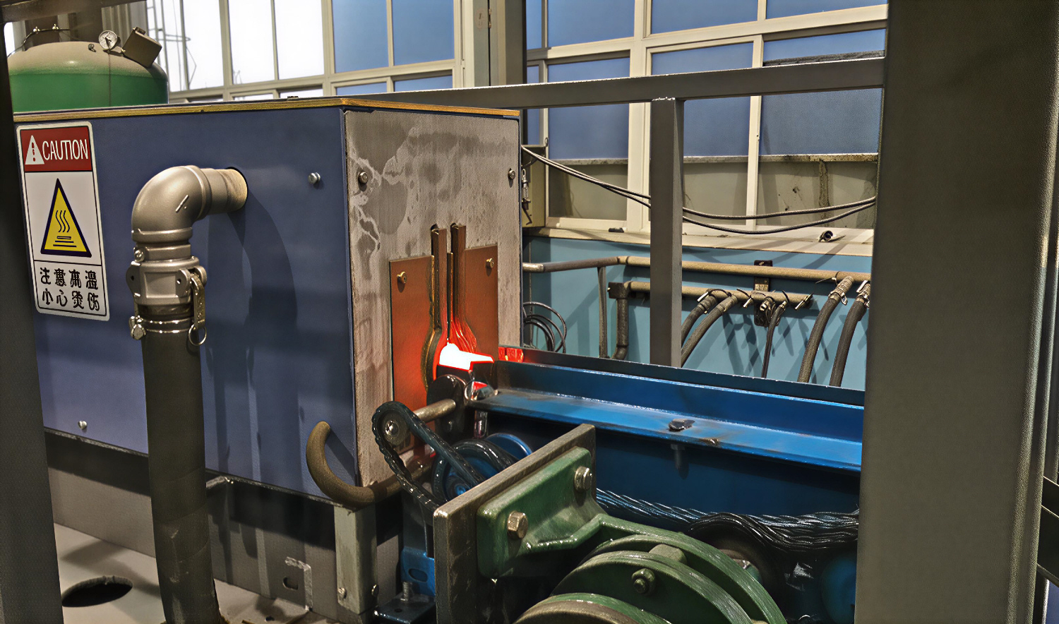 ROCHO горизонтальная индукционная кузнечная печь