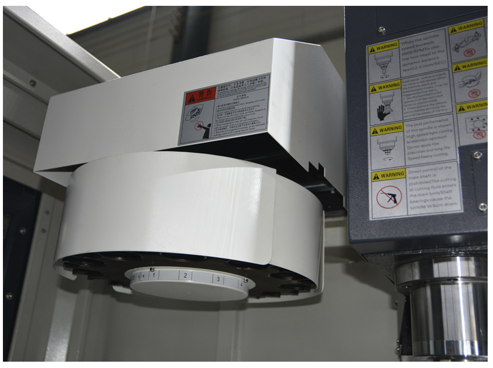 XH7120 Вертикальный обрабатывающий центр