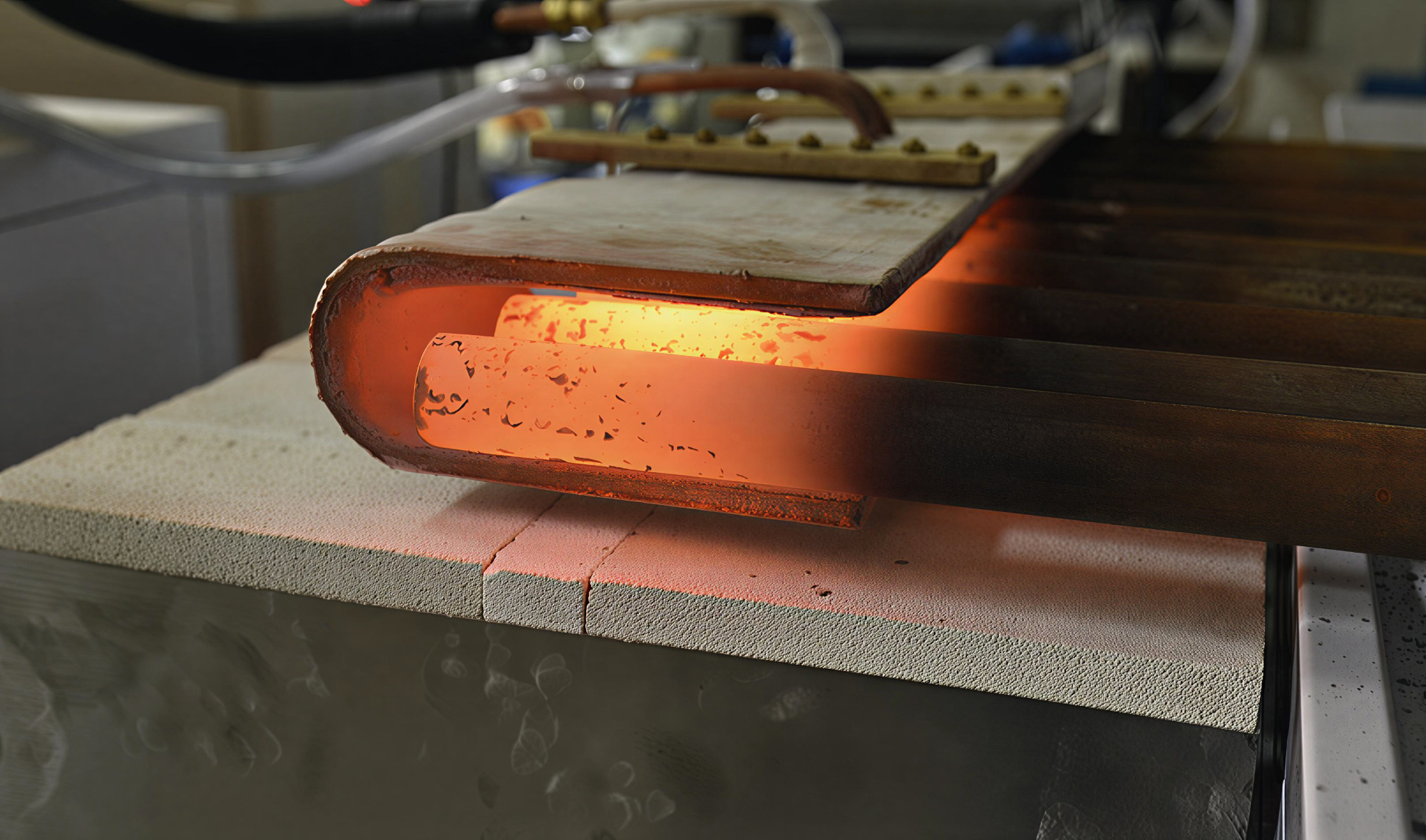 ROCHO-250kWt горизонтальная индукционная кузнечная печь